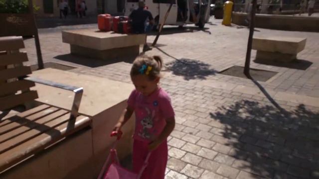 Vlog Даше подарили куклу Даша идёт покупать вещи для куклы смотреть онлайн