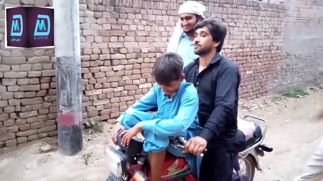 Funny clicks and tricks# funny video # desi munde смотреть онлайн