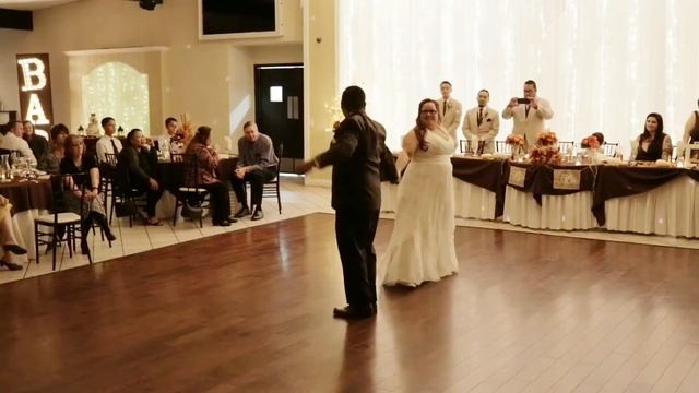 Wedding First Dance - Turning Page - Aaron & Lindsay смотреть онлайн