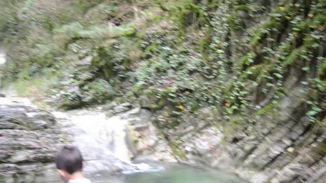 Водопад Прохладный в ущелье Чудо-Красотка (Солоники) смотреть онлайн