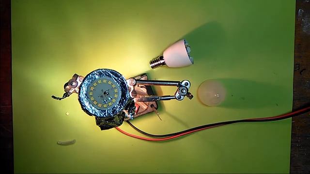Ремонт светодиодной лампочки. Пайка SMD светодиодов. смотреть онлайн