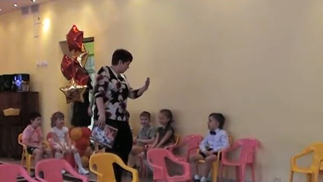 Праздник 8 Марта в детсаду смотреть онлайн