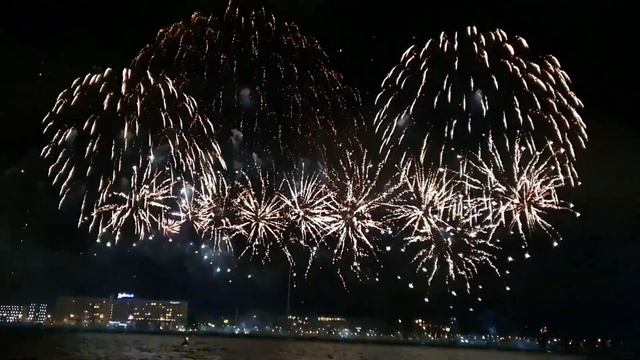 New year 2020 latvia Riga salyut new year 2020 Латвия Рига салют смотреть онлайн