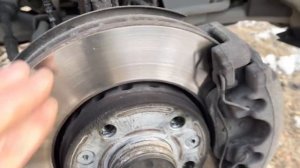 Барабаны, диски и тормозные колодки год спустя (пробег 15000). Рено дастер 2021.