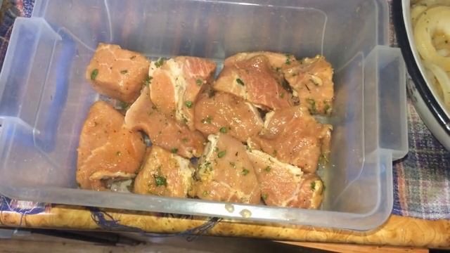 ШАШЛЫК в Вине/Рецепт Маринада для Шашлыка/как приготовить вкусный Шашлык смотреть онлайн