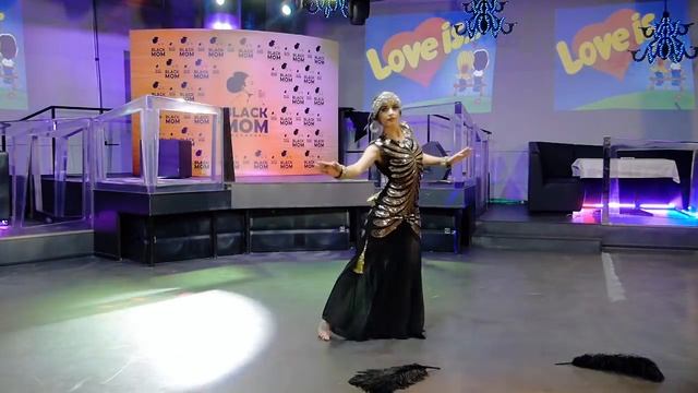 Kira Lebedeva (Habibi Lal) - Love is party in Kiev смотреть онлайн