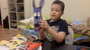 Маски и поделки аниматроников FNAF