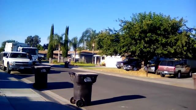 City of Tulare Heil Durapack Python Collecting Trash смотреть онлайн