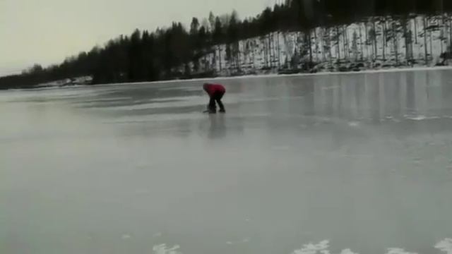 Прикол,бензопила и лед.mp4 смотреть онлайн