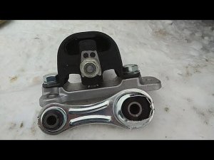 Лада Веста,,,две ЛУЧШИЕ опоры ИТОГИ!!! какова разница...