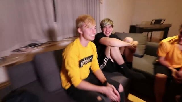 WE GOT POSSESSED BY A HYPNOTIST (gone wrong) | Sam Golbach смотреть онлайн