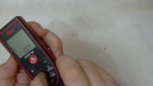 Лазерная рулетка Leica DISTO D2