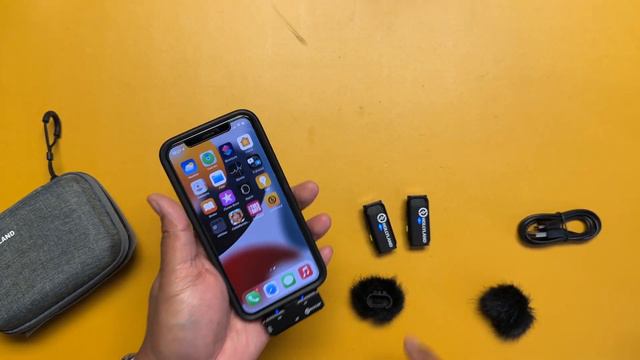 Noise cancelling wireless microphone set for iPhone and iPad - Finally a decent option for creators смотреть онлайн