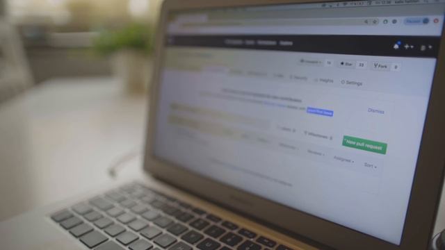 Starting an Open Source Project смотреть онлайн