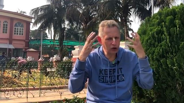 Святое Имя Кришны - форма служения Богу. Е.М. Враджендра Кумар пр. Джапа. Харе Кришна мантра. Йога смотреть онлайн