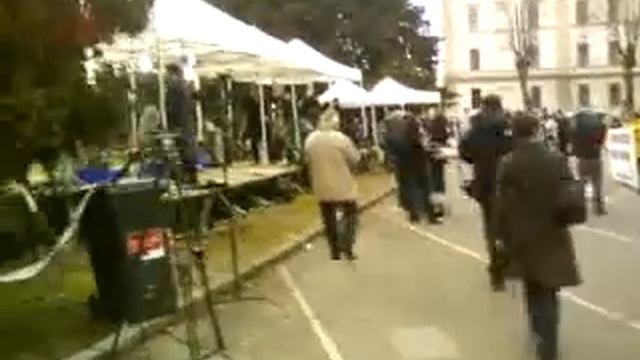 Kind Lucas Elias wird zu Tode gefoltert die Jugendwohlfahrt schaut zu_Der Aufstand der Väter смотреть онлайн