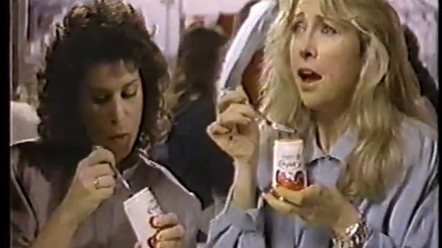 Teri Garr for Yoplait 1987 смотреть онлайн