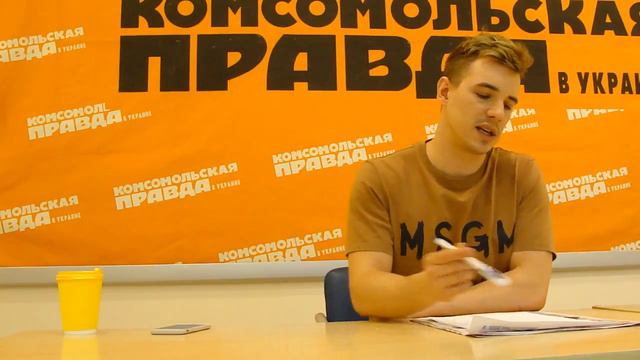 OLEYNIK о Зиандже: Она должна быть в шоу-бизнесе смотреть онлайн