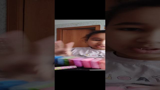 Nathalie, Натали