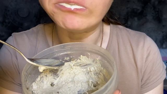 ASMR Uighur gray in chalk paste ~ Асмр Уйгурская серая в меловой пасте смотреть онлайн