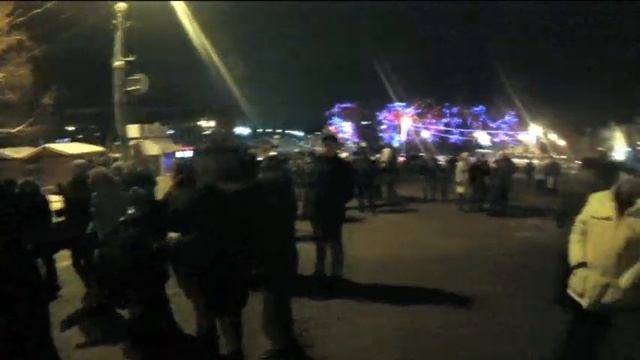 Танцы с Дедом Морозом в новогоднюю ночь в Кинешме смотреть онлайн