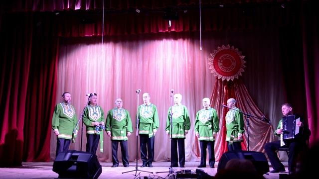 Русская народная песня " Что горит, горит...." акапелла смотреть онлайн