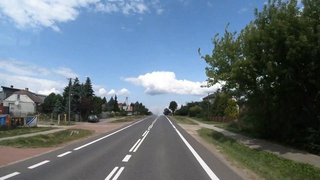 Едем по Польше: Sadowie, Rzuchów, Miłków, Ostrowiec Świętokrzyski и др. Свентокшиское воеводство смотреть онлайн
