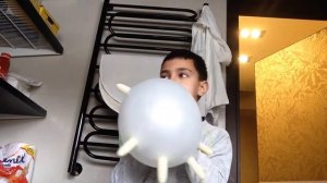 Что будет если надуть резиновой перчатку