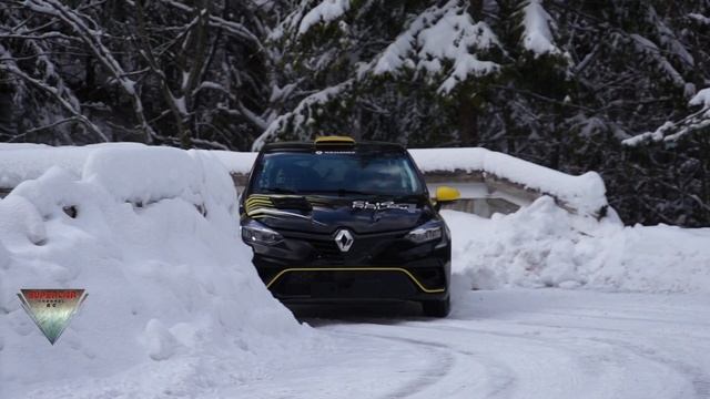 2020 Renault Clio 4 Rally Born to Win смотреть онлайн