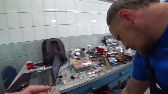 Американки на МИКРОКОНТРОЛЛЕРЕ с режимом СТРОБОСКОПА на Ваз 2110 смотреть онлайн