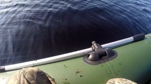 Окунь с лодки в отвес на мормышку! Попал на жор! Ведро за час!