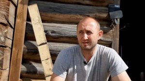 Забор из бетонных столбов и профлиста своими руками.