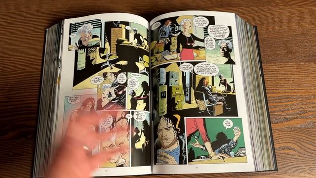 FIRST LOOK: 100 Bullets Omnibus Volume 1! смотреть онлайн