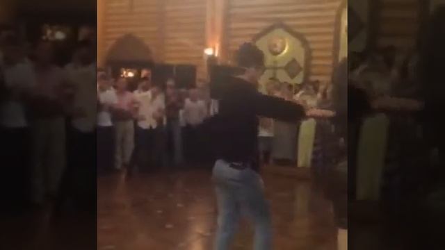 Очень красиво танцуют! смотреть онлайн