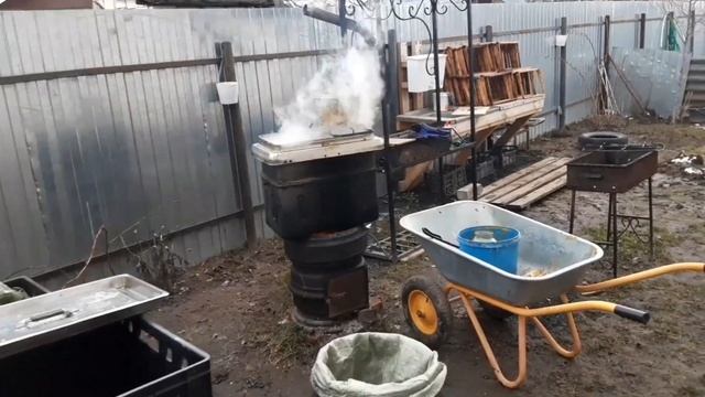 Воск. От перетопки до обмена на вощину. смотреть онлайн