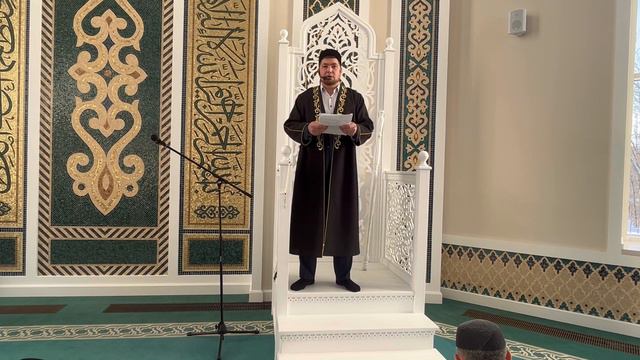 Алмаз хәзрәт Махмутов "Рауза" мәчетендә җомга намазын уткәрде смотреть онлайн