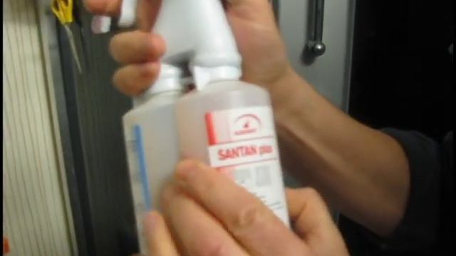 Очистка душевой кабины смотреть онлайн