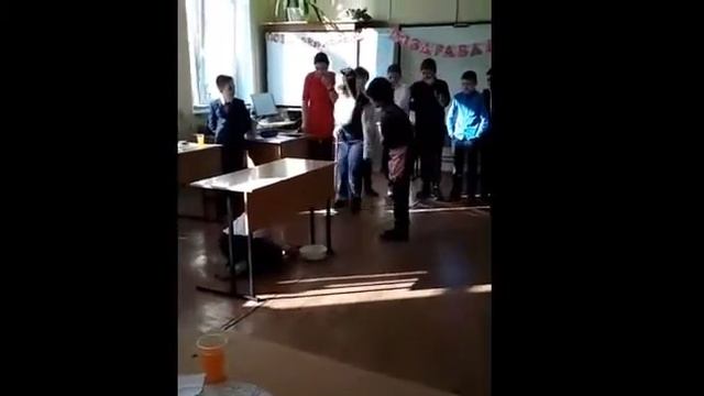 Из уральских пельменей дети поставили сценку (пятый класс Одинцовская школа № 13) смотреть онлайн