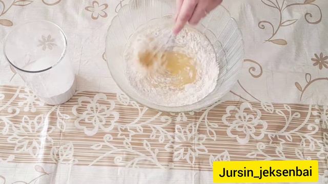 Сметанник. Сметанный пирог. Қаймақты бәліш. Қазақша рецепт смотреть онлайн