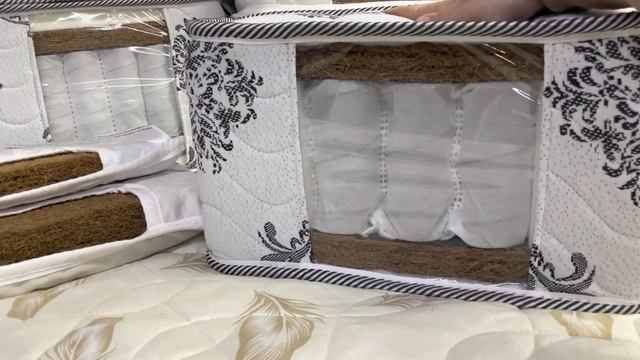 Двусторонний кокосовый матрас- прекрасный выбор для комфортного сна. смотреть онлайн