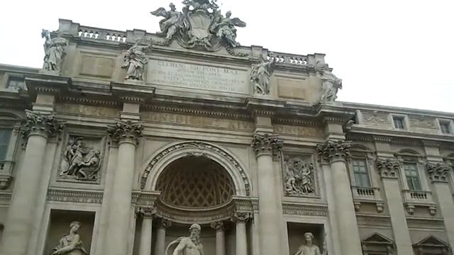 РИМ. фонтан де треви смотреть онлайн