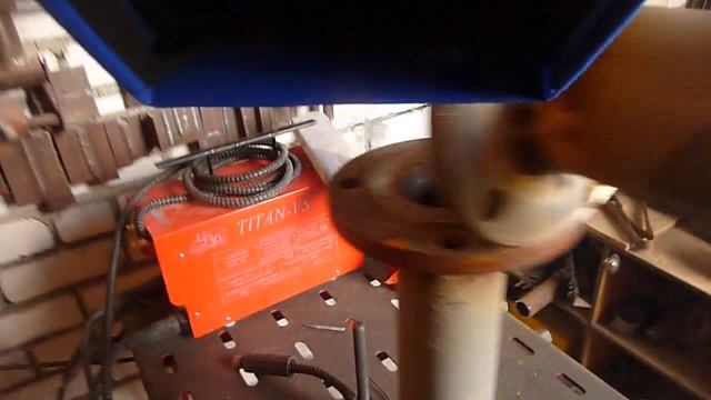 Обварка фланца без отрыва снаружи и изнутри.mp4 смотреть онлайн