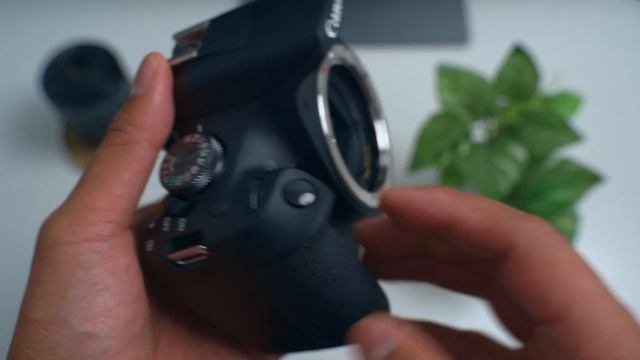 Canon EOS 2000D Rebel T7 | Should You Get The CHEAPEST DSLR In 2022/2023?