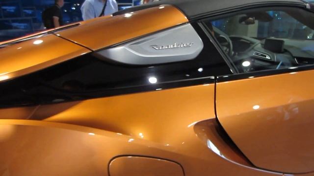 1,5 литра объем и 230 сил. BMW I8 ROADSTER