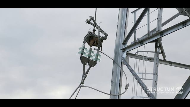 СТРУКТУМ/Монтаж провода ВЛ 330 кВ через реку Днепр
