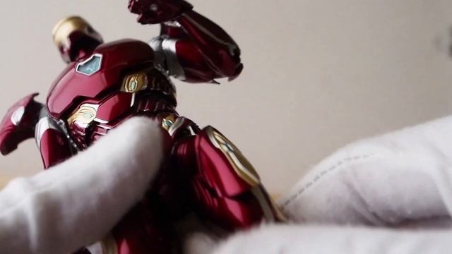 Threezero DLX Avengers Infinity War Iron Man Mark 50 Figure Review смотреть онлайн