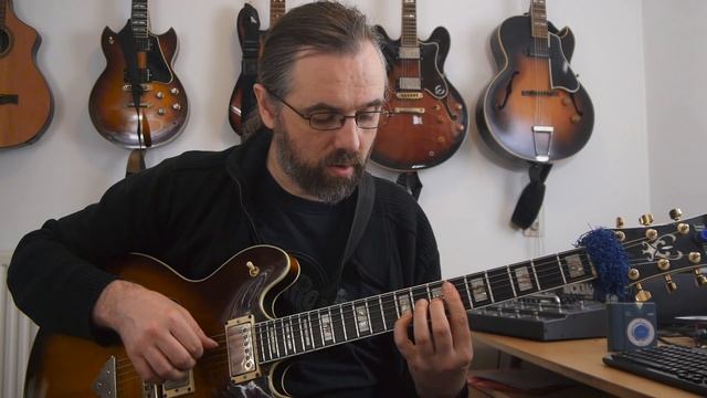 F Jazz Blues Comping  - Jazz Chords And Concepts - Guitar Lesson