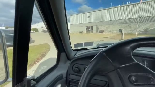 1996 Ford F-250 on BAT Driving in 4x4 L смотреть онлайн