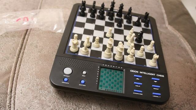 4K. Шахматный компьютер Orion Intelligent Chess. Распаковка и небольшой обзор. смотреть онлайн