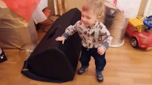 Деда Мороза не дождались , зато потанцевали... смотреть онлайн